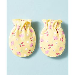 Babyhug 100% Knit Cotton Mittens & Booties With Floral Print - Multicolor