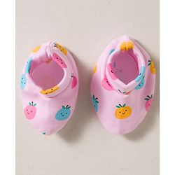 Babyhug 100% Cotton Interlock Knit Mittens & Booties Set With Fruits Print - Pink