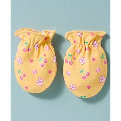 Babyhug 100% Cotton Interlock Knit Cap, Mittens & Booties Set With Floral Print Yellow - Diameter 16 cm