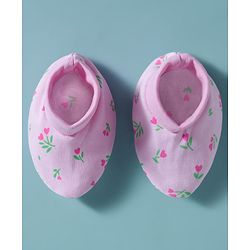 Babyhug 100% Cotton Cap Mittens & Booties with Floral Print Pink - Diameter 16 cm