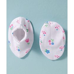 Babyhug 100% Cotton Knit Cap Mittens & Booties Set with Floral Print White - Diameter 16 cm