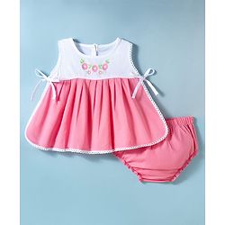 Babyhug 100 % Cotton Cambric Woven Sleeveless Jhabla & Bloomer With Floral Print - Multicolor
