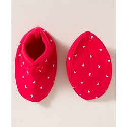Babyhug 100% Cotton Knit Cap Mittens & Booties with Heart Print & Bow Applique Red - Diameter 14 cm