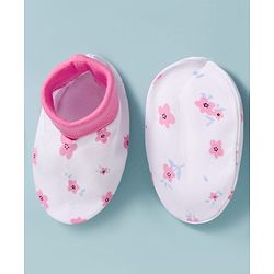 Babyhug 100% Cotton Knit Cap, Mittens & Booties Set with Floral Print White & Pink - Diameter 15 cm