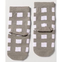 Cute Walk by Babyhug Disney Knit Ankle Length Antibacterial Socks with Winnie the Pooh Design Pack of 3 - Multicolor