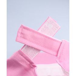 Babyhug Disney Cotton Woven Summer Cap With Minnie Mouse Graphics & Bow Applique Pink - Diameter 17.5 cm
