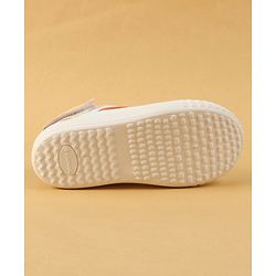 Cute Walk by Babyhug Velcro Closure Casual Shoes with Patch Detailing - White & Yellow