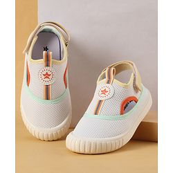 Cute Walk by Babyhug Velcro Closure Casual Shoes with Patch Detailing - White & Yellow
