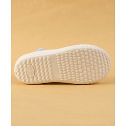 Cute Walk by Babyhug Velcro Closure Casual Shoes with Patch Detailing - White & Yellow