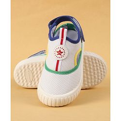 Cute Walk by Babyhug Velcro Closure Casual Shoes with Patch Detailing - White & Yellow