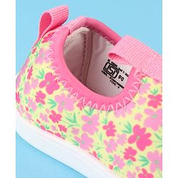 Cute Walk by Babyhug Slip On Casual Shoes with Floral Print - Pink