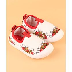 Cute Walk by Babyhug Slip On Casual Shoes with House Print - White