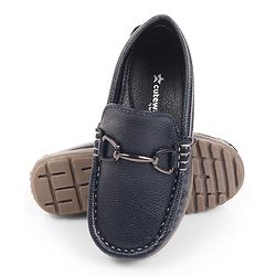 Cute Walk by Babyhug Slip On Solid Loafers With Applique - Navy Blue