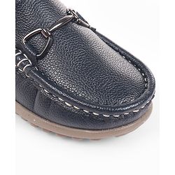 Cute Walk by Babyhug Slip On Solid Loafers With Applique - Navy Blue