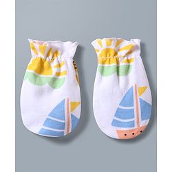 Babyhug 100% Cotton Knit Cap Mitten & Booties with Boat Print White - Diameter 9.5 cm