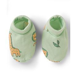 Babyhug 100% Cotton Interlock Knit Animal Printed Cap Mittens & Booties Set Light Green - Diameter 11 cm