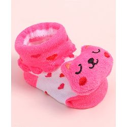 Cute Walk by Babyhug Fabric Ankle Length Socks Shoes with Heart Design & Kitten Applique- Pink