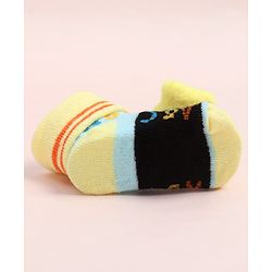 Cute Walk by Babyhug Fabric Ankle Length Socks Shoes with Alphabet Design & Star Applique- Black & Yellow
