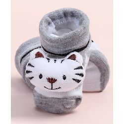 Cute Walk by Babyhug Fabric Ankle Length Socks Shoes with Kitten Design & Applique- Grey
