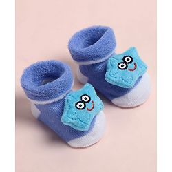 Cute Walk by Babyhug Fabric Ankle Length Socks Shoes with  Star Applique- Blue