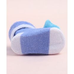 Cute Walk by Babyhug Fabric Ankle Length Socks Shoes with  Star Applique- Blue
