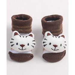 Cute Walk by Babyhug Socks Shoes With Cat Applique - Multicolor
