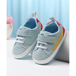 Cute Walk by Babyhug Velcro Closure Solid Booties - Blue