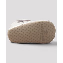 Cute Walk by Babyhug Velcro Closure Solid Booties with Bow Applique - White