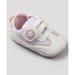 Cute Walk by Babyhug Velcro Closure Solid Booties - Pink
