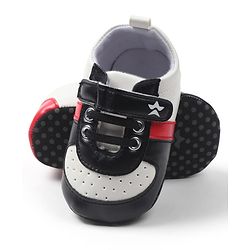 Cute Walk by Babyhug Velcro Closure Solid Booties - Black
