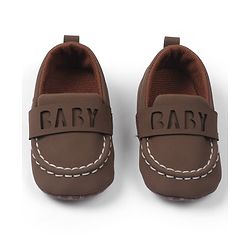 Cute Walk by Babyhug Slip On Solid Booties - Brown