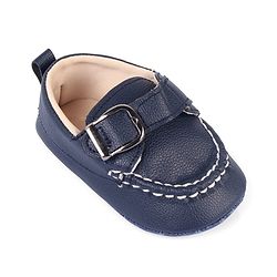 Cute Walk by Babyhug Velcro Closure Solid Booties - Brown