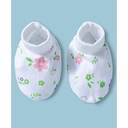 Babyhug 100% Cotton Interlock Knit Cap Mittens & Booties With Floral Print Multicolor - Diameter 15.5 cm