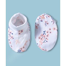 Babyhug 100% Cotton Interlock Knit Mittens & Booties With Floral Print - Multicolor