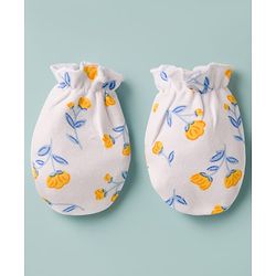Babyhug 100% Cotton Knit Floral Printed Cap Mittens & Booties Set White - Diameter 16 cm