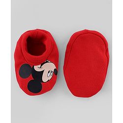 Babyhug Disney Interlock Knit Cap Mittens & Booties with Mickey Mouse Print Red -Diameter 15 cm