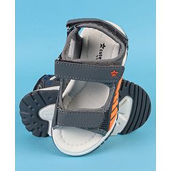 Cute Walk by Babyhug Velcro Closure Solid Sandals - Black