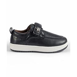Cute Walk by Babyhug Velcro Closure Solid Loafers - Black