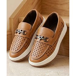 Cute Walk by Babyhug Slip On Loafers With Star Print & Applique - Tan