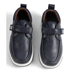 Cute Walk by Babyhug Velcro Closure Solid Loafers - Black