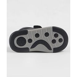 Cute Walk by Babyhug Velcro Closure Solid Shoes - Black
