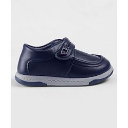 Cute Walk by Babyhug Velcro Closure Solid Shoes - Black