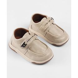 Cute Walk by Babyhug Velcro Closure Solid Shoes - Black