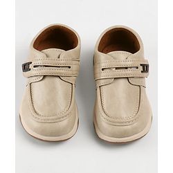 Cute Walk by Babyhug Velcro Closure Solid Shoes - Black