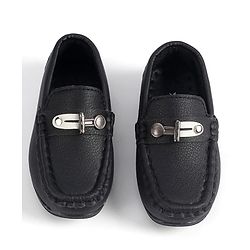 Cute Walk by Babyhug Slip On Solid Loafers - Black