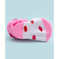 Cute Walk by Babyhug Ankle Length Socks Shoes With Cat Applique - Multicolor