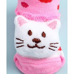 Cute Walk by Babyhug Ankle Length Socks Shoes With Cat Applique - Multicolor