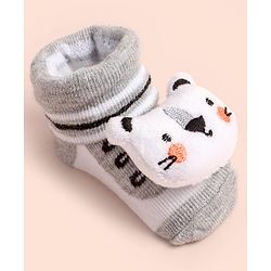 Cute Walk by Babyhug Ankle Length Socks Shoes With Applique - Multicolor