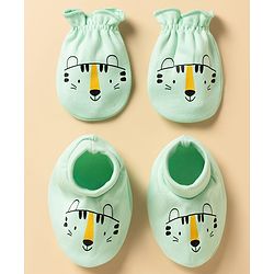 Babyhug 100% Cotton Knit Animal Printed Mittens & Booties Set - Light Green