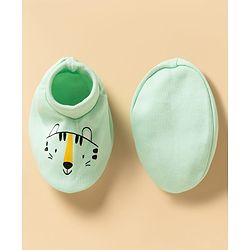 Babyhug 100% Cotton Knit Animal Printed Mittens & Booties Set - Light Green